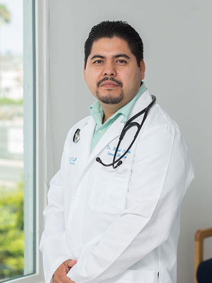 Go light bariatrics dr Miguel cordero internal medicine doctor medical team