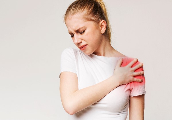 Golightbariatrics left chest shoulder pain article