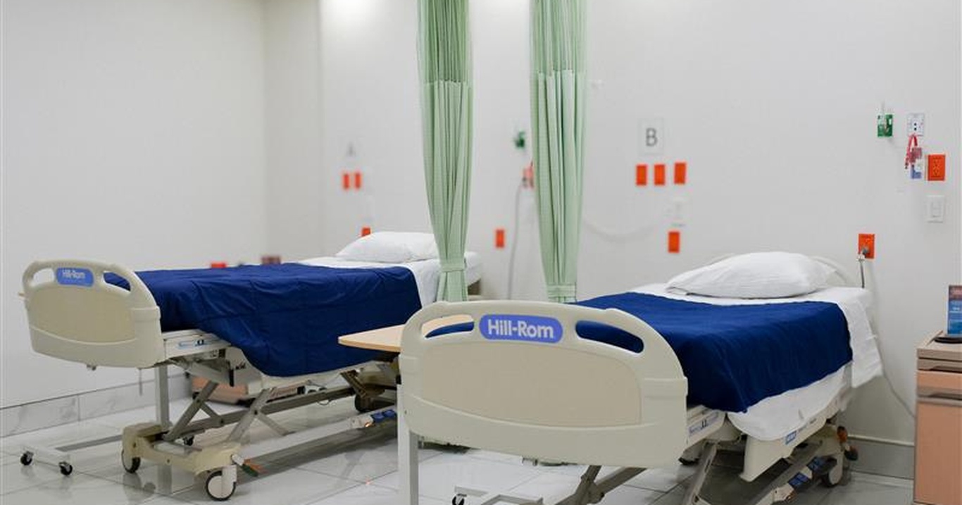 Double room blue hospital